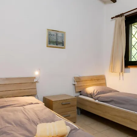 Appartement Residenza Miralago Apt- A9 By Interhome *